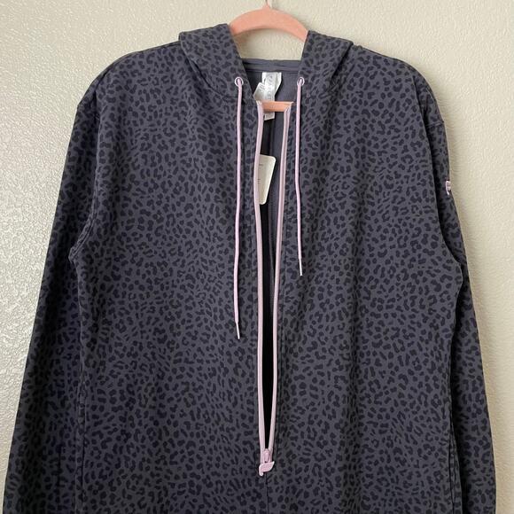 Fabletics Jumpsuit Women Small Gray Forever Fleece Hooded Onesie Leopard NEW - Picture 5 of 12